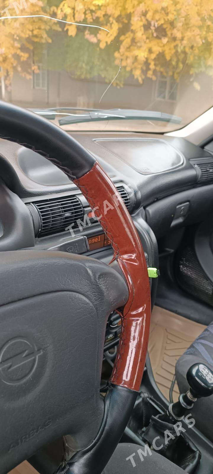 Opel Astra 1996 - 42 000 TMT - Gubadag - img 7