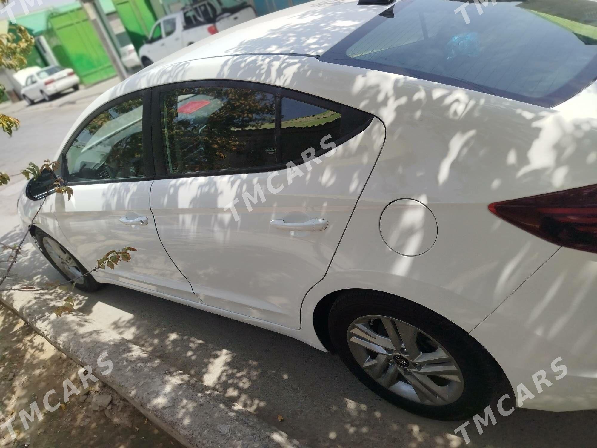 Hyundai Elantra 2020 - 195 000 TMT - Бузмеин - img 9