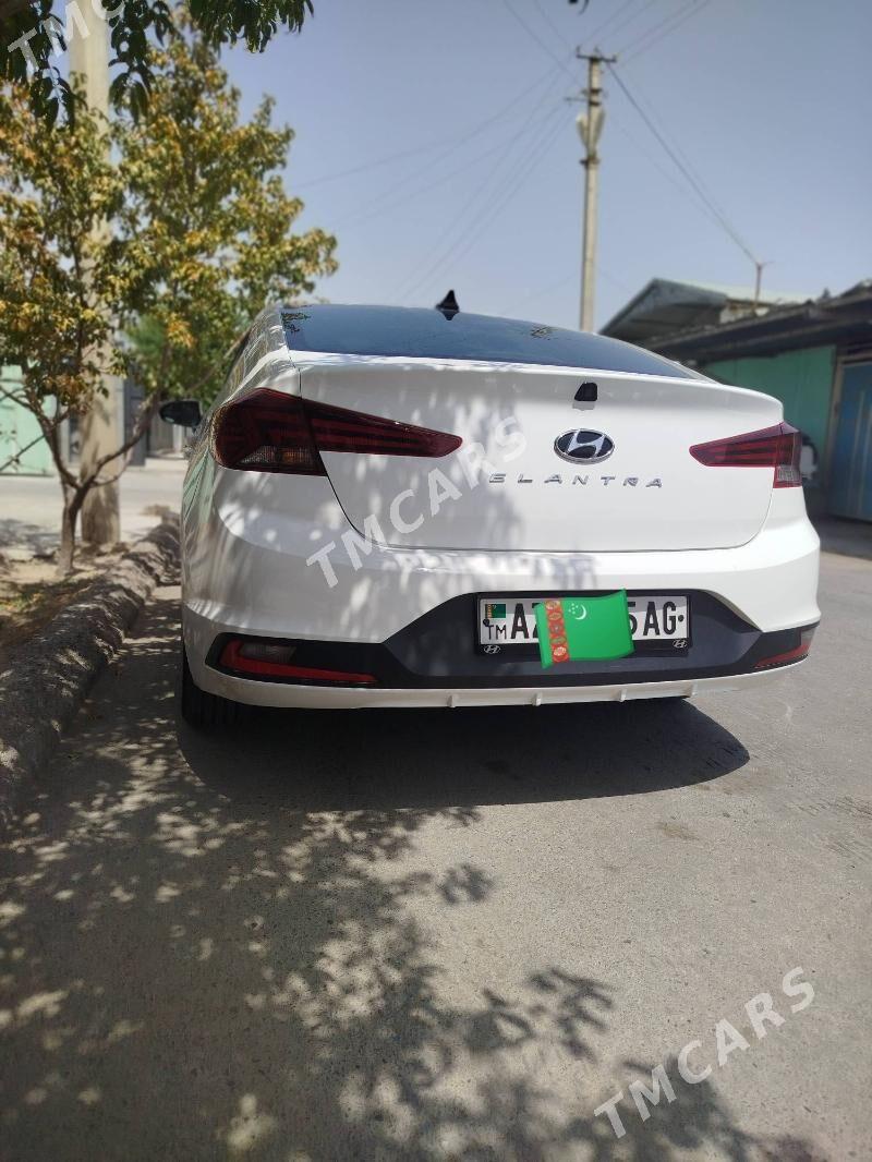 Hyundai Elantra 2020 - 195 000 TMT - Бузмеин - img 6