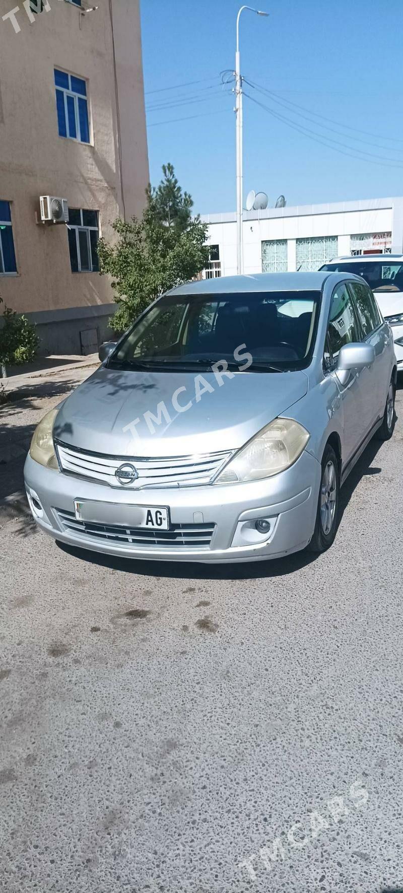 Nissan Versa 2010 - 110 000 TMT - Büzmeýin GRES - img 3