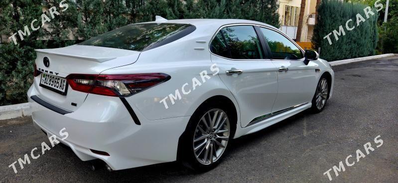 Toyota Camry 2022 - 300 000 TMT - Бузмеин - img 3