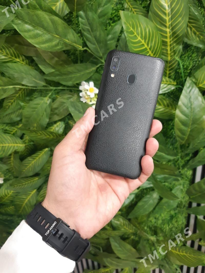Samsung a40 arassaja - Балканабат - img 3