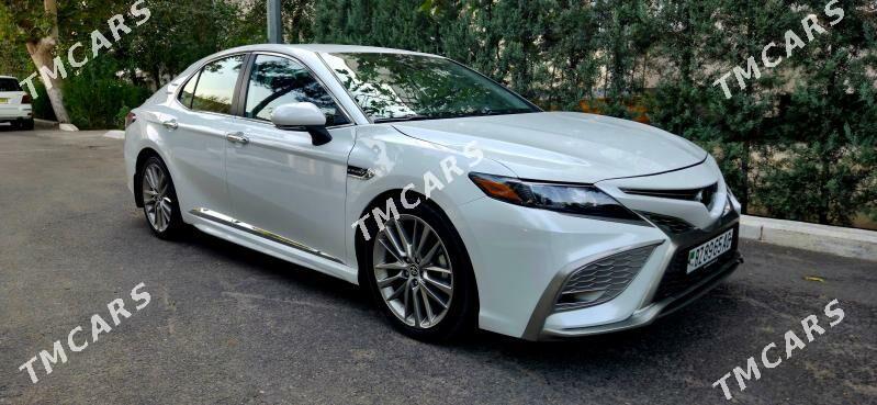 Toyota Camry 2022 - 300 000 TMT - Бузмеин - img 4
