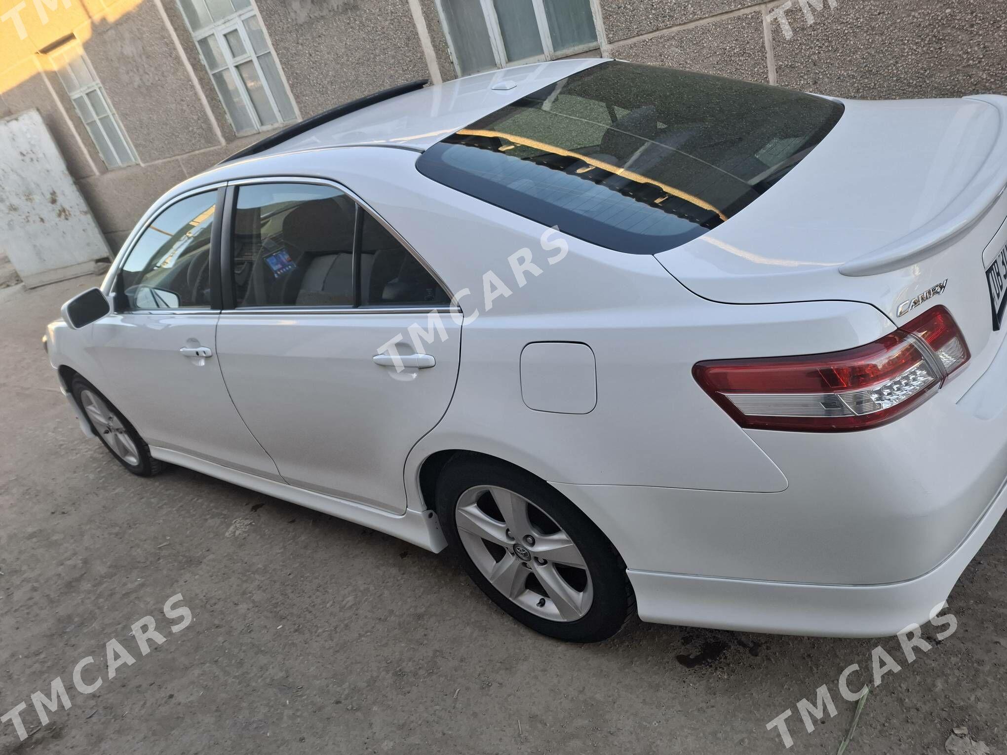 Toyota Camry 2011 - 275 000 TMT - Köneürgenç - img 3