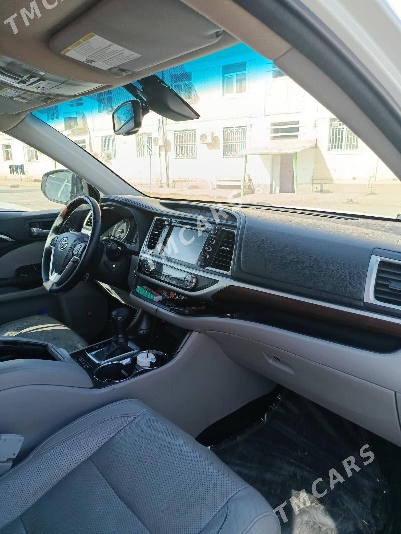 Toyota Highlander 2016 - 430 000 TMT - Ашхабад - img 4