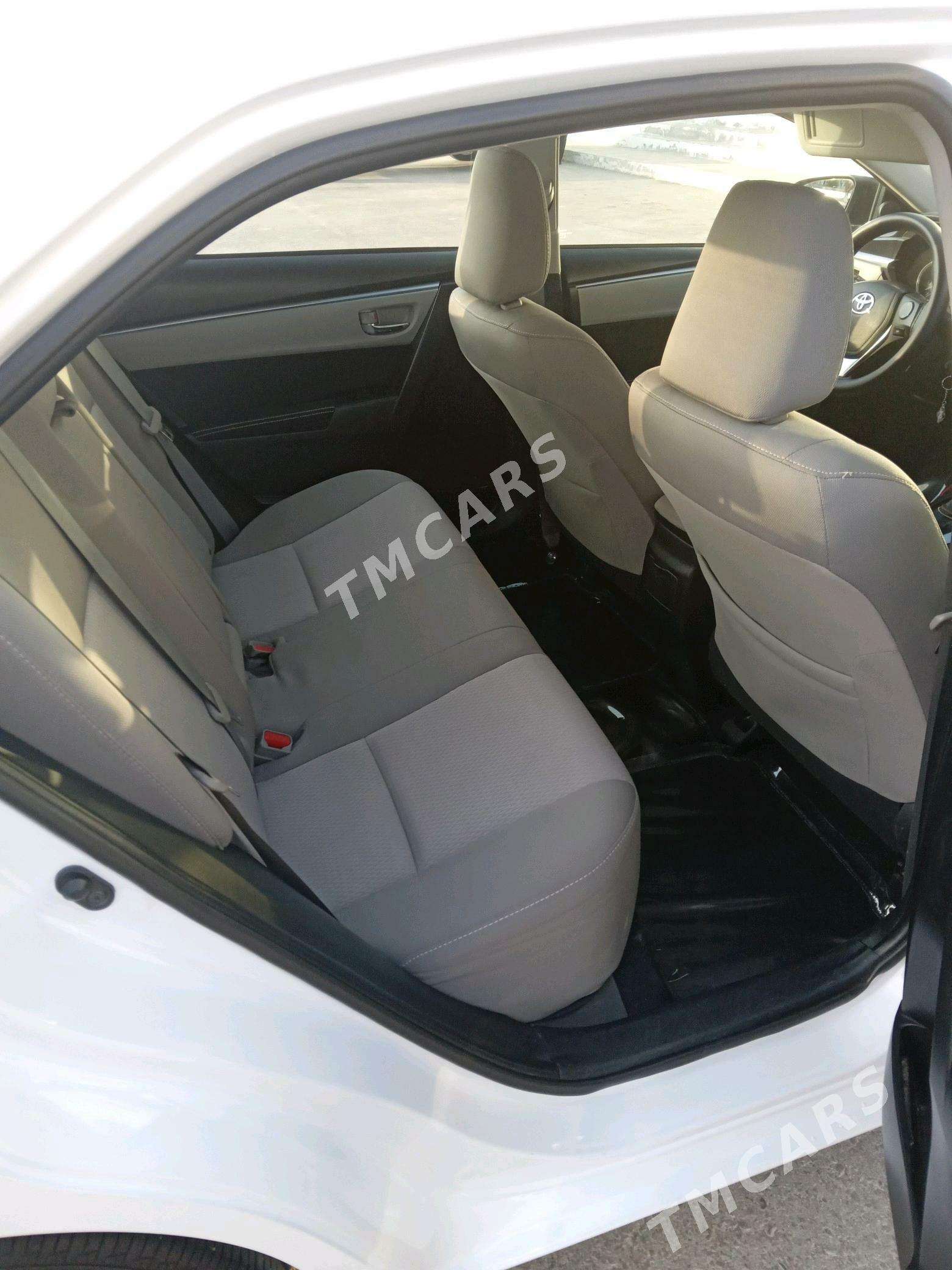 Toyota Corolla 2015 - 190 000 TMT - Бузмеин - img 6
