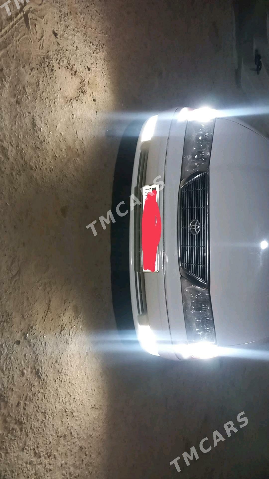 Toyota Avalon 1999 - 115 000 TMT - Бабадайхан - img 3