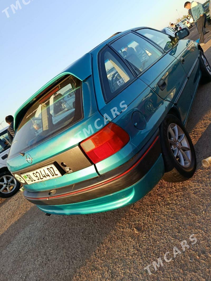 Opel Astra 1995 - 36 000 TMT - Daşoguz - img 4