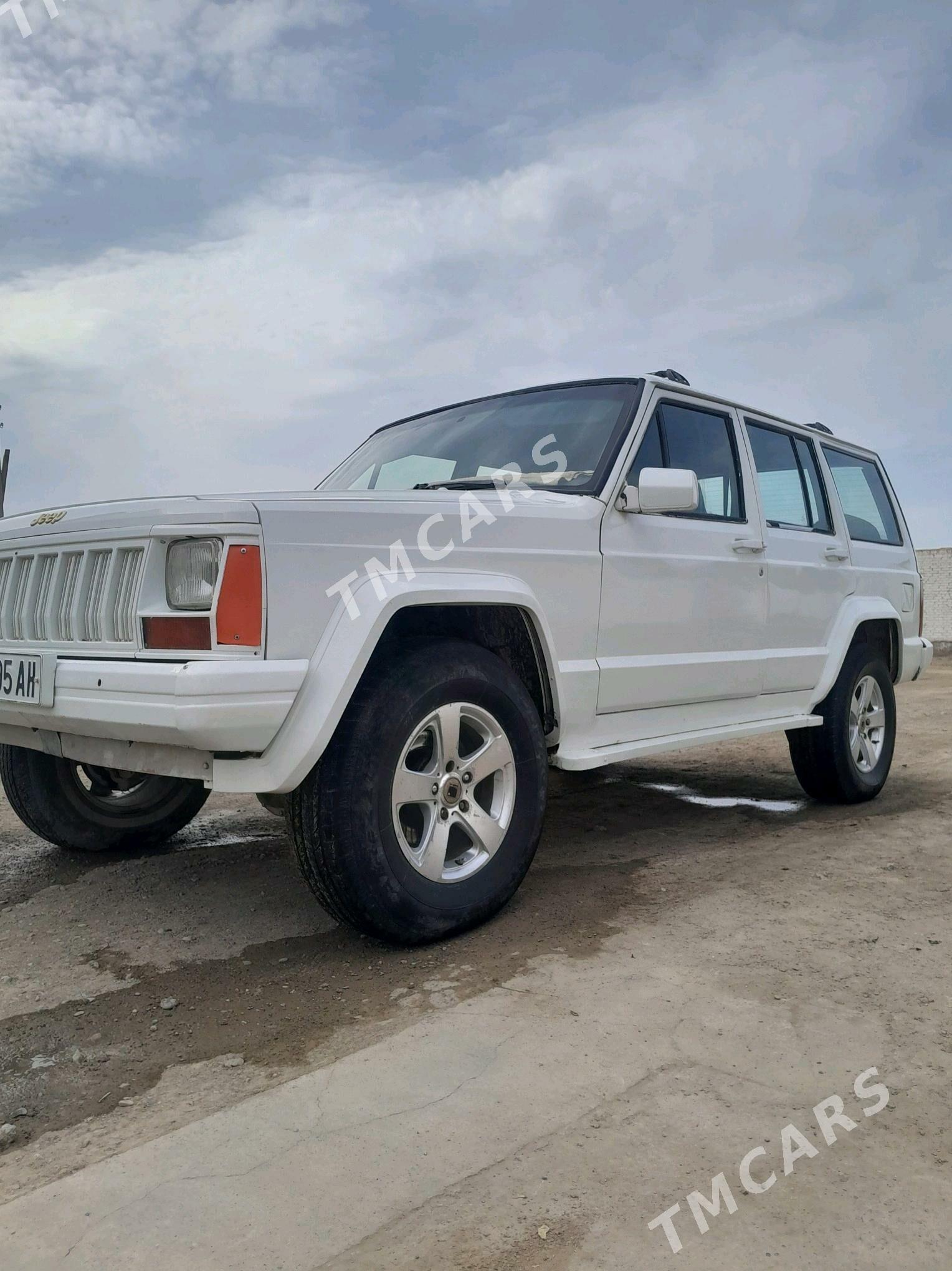 Jeep Cherokee 1996 - 31 000 TMT - Babadaýhan - img 4