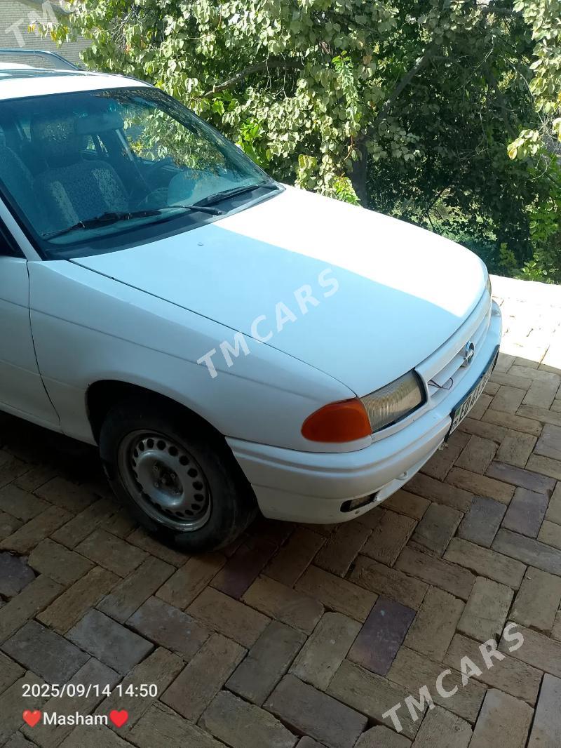 Opel Vectra 1992 - 25 000 TMT - Халач - img 4