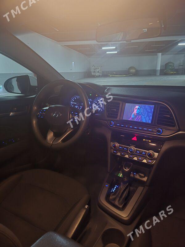Hyundai Elantra 2020 - 230 000 TMT - Бузмеин - img 4