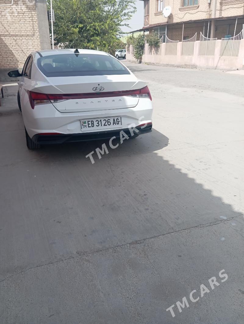 Hyundai Elantra 2021 - 250 000 TMT - Aşgabat - img 3