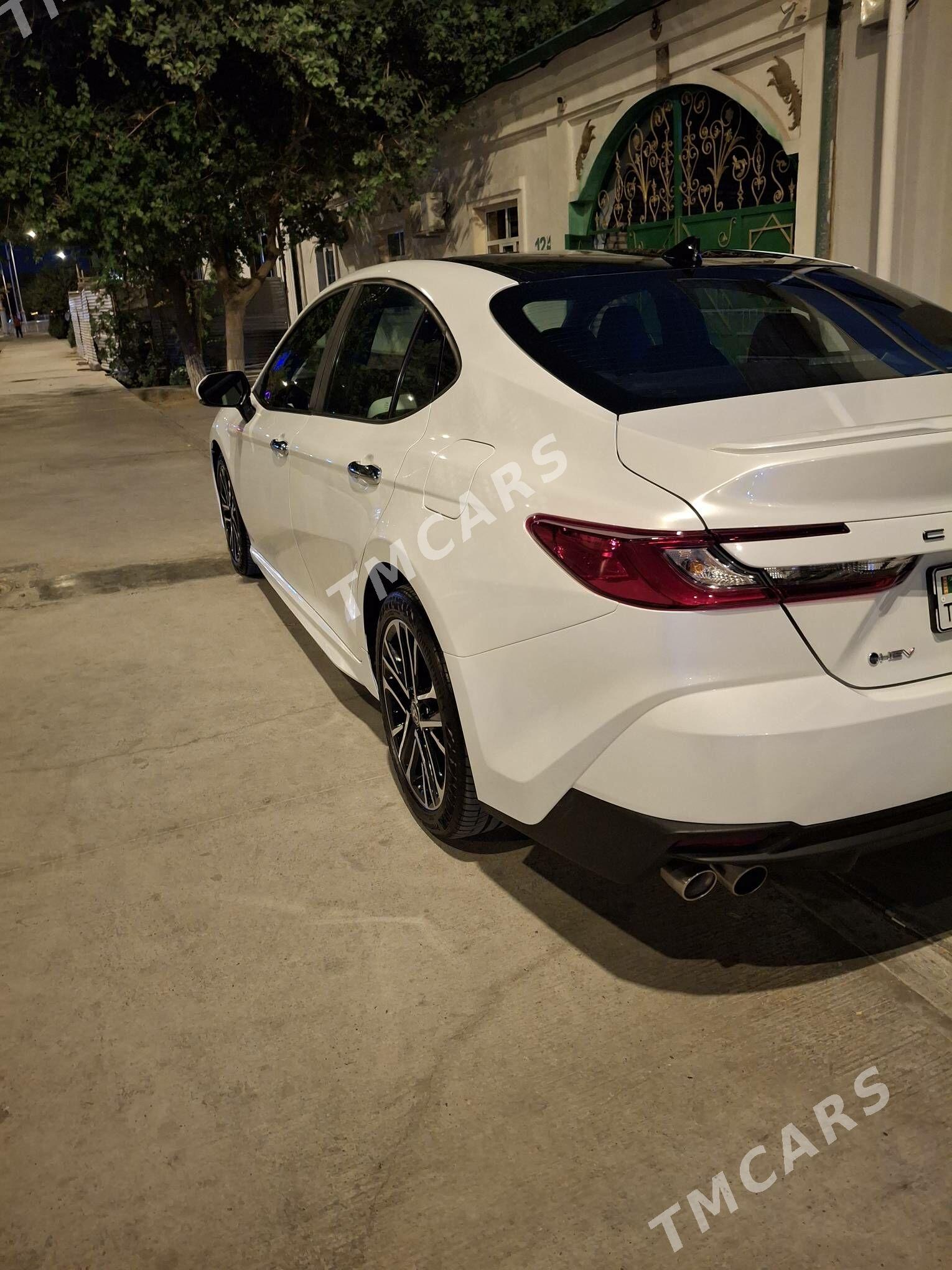 Toyota Camry Hybrid 2024 - 545 000 TMT - Гуртли - img 3