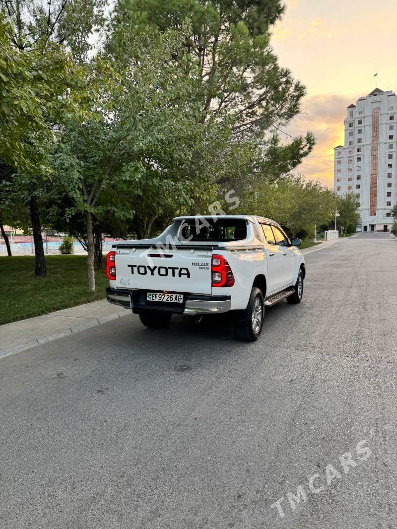 Toyota Hilux 2024 - 588 000 TMT - Aşgabat - img 5