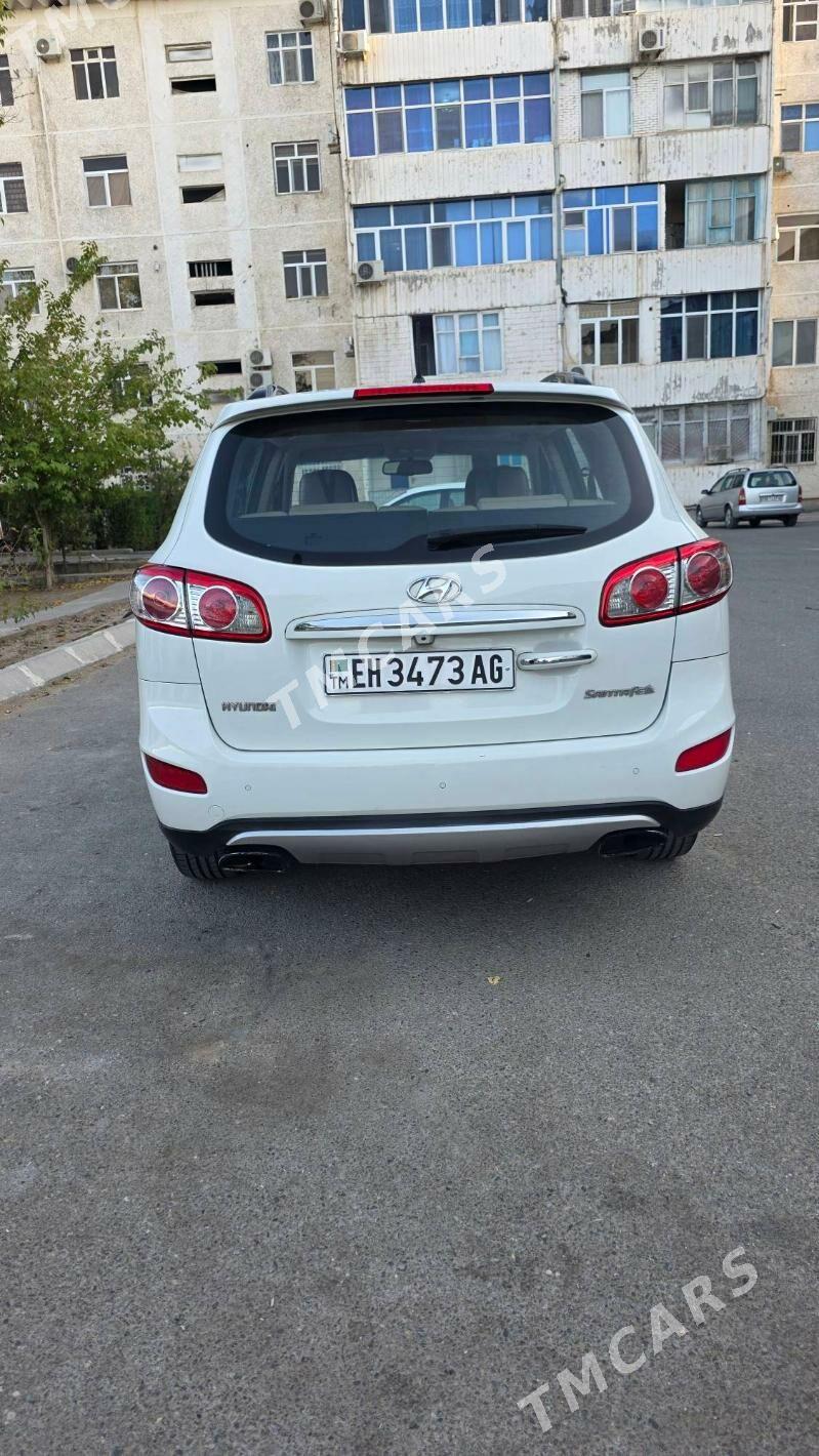 Hyundai Santa Fe 2011 - 210 000 TMT - Ашхабад - img 4