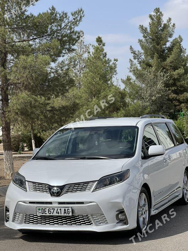Toyota Sienna 2019 - 485 000 TMT - Ашхабад - img 5