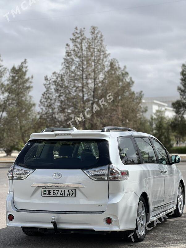 Toyota Sienna 2019 - 485 000 TMT - Ашхабад - img 4