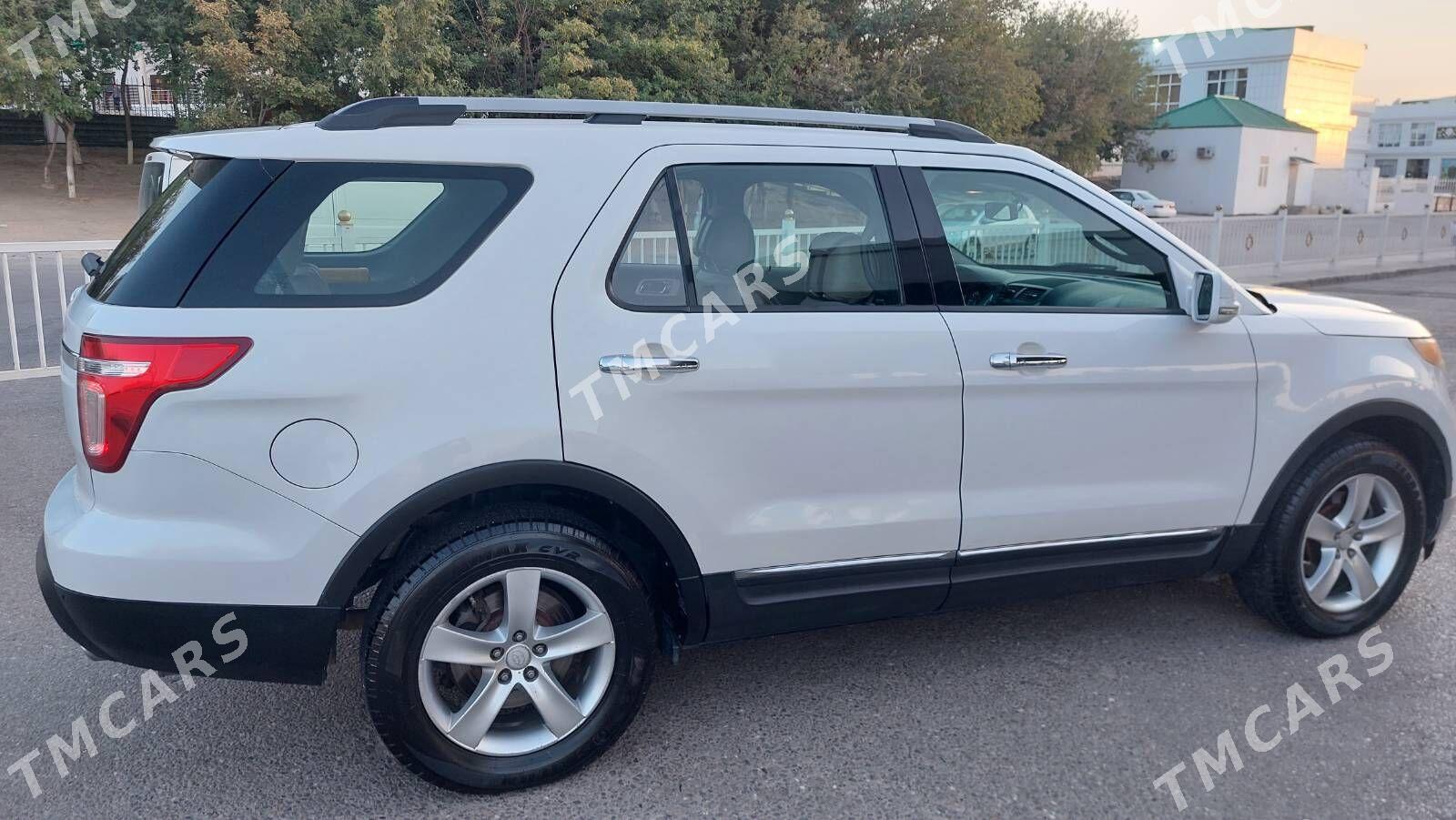 Ford Explorer 2013 - 270 000 TMT - Ашхабад - img 4