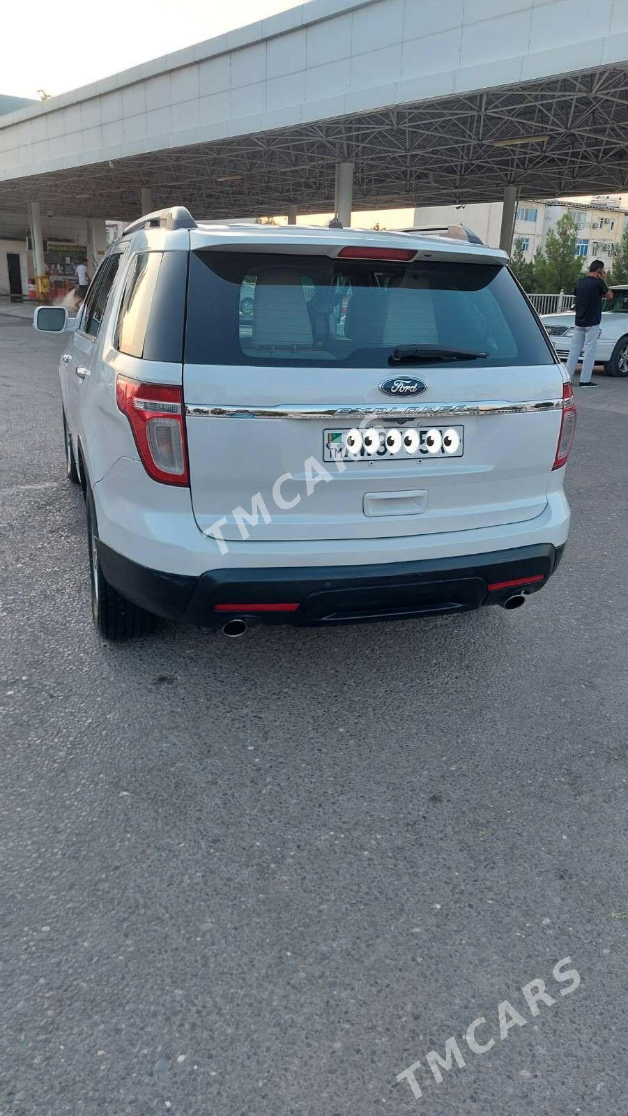 Ford Explorer 2013 - 270 000 TMT - Ашхабад - img 3