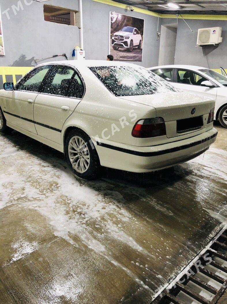 BMW E39 2002 - 95 000 TMT - Ашхабад - img 3