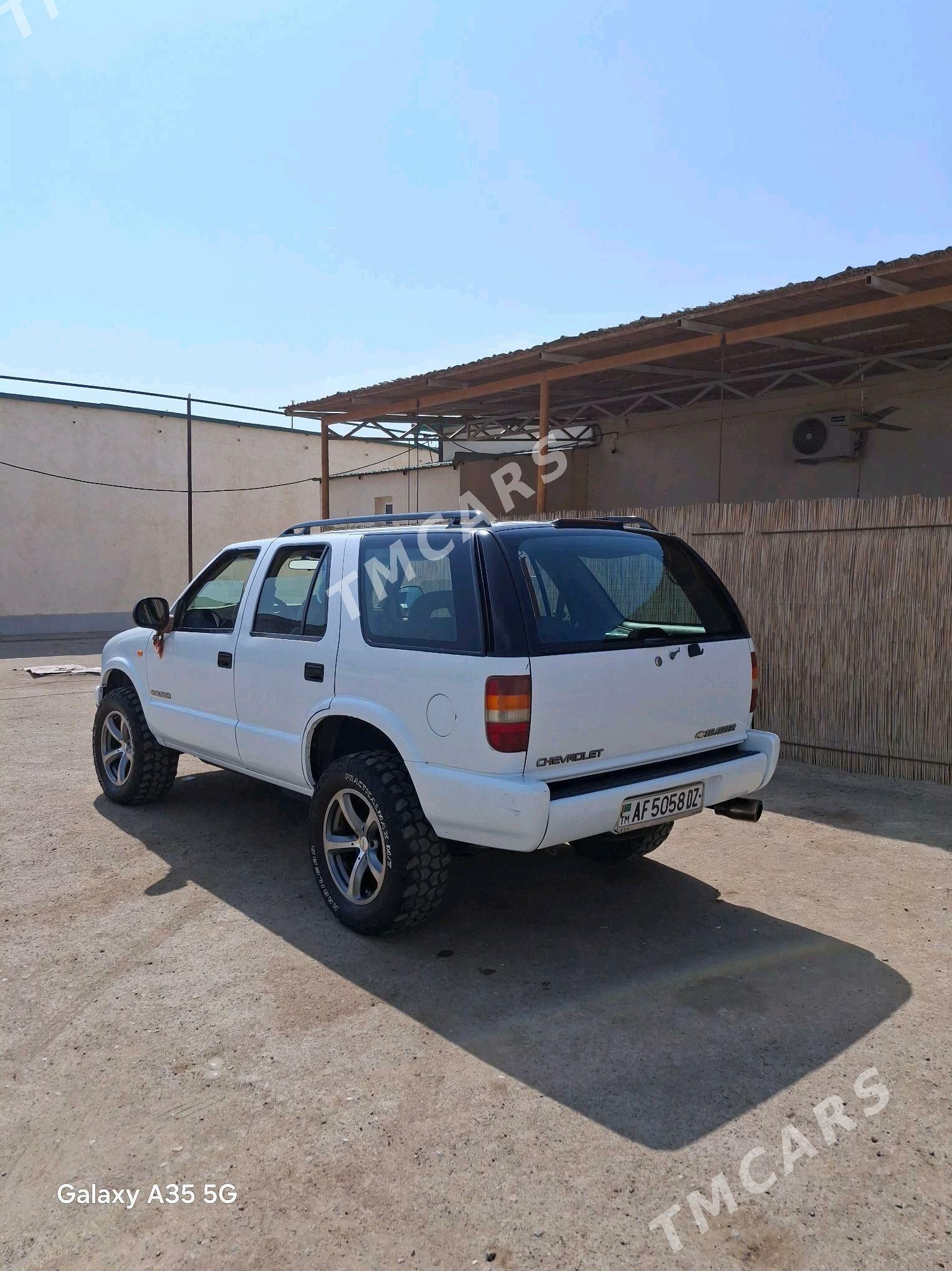 Chevrolet Blazer 1996 - 50 000 TMT - Дашогуз - img 9