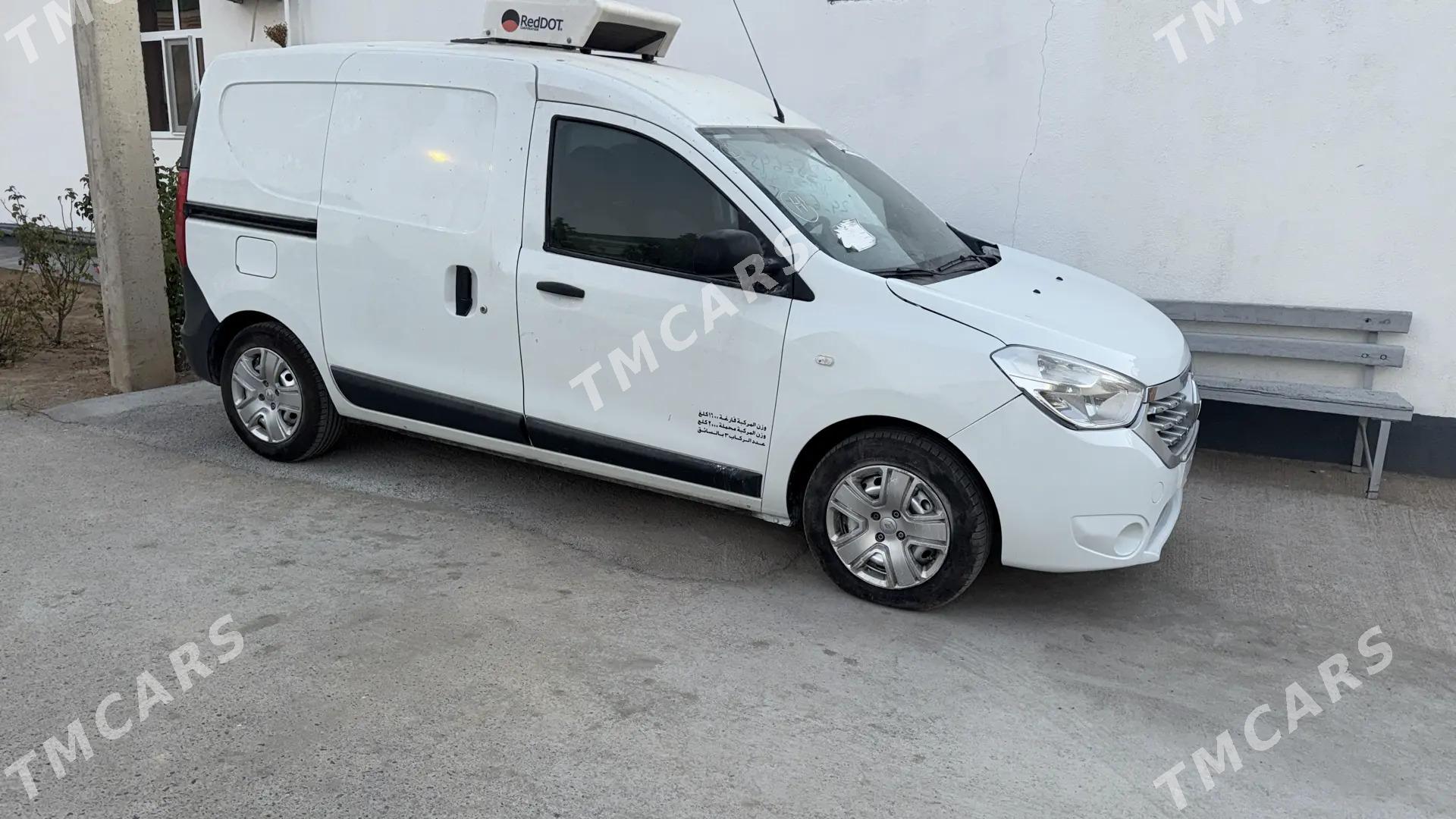 Renault Duster 2020 - 200 000 TMT - Aşgabat - img 2