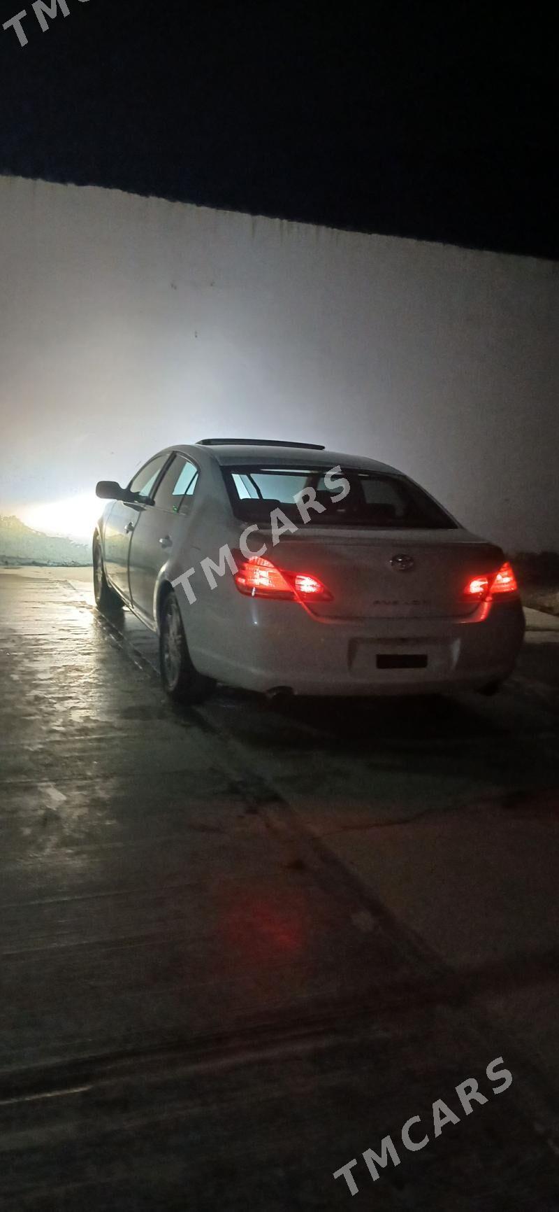 Toyota Avalon 2006 - 210 000 TMT - Теджен - img 7