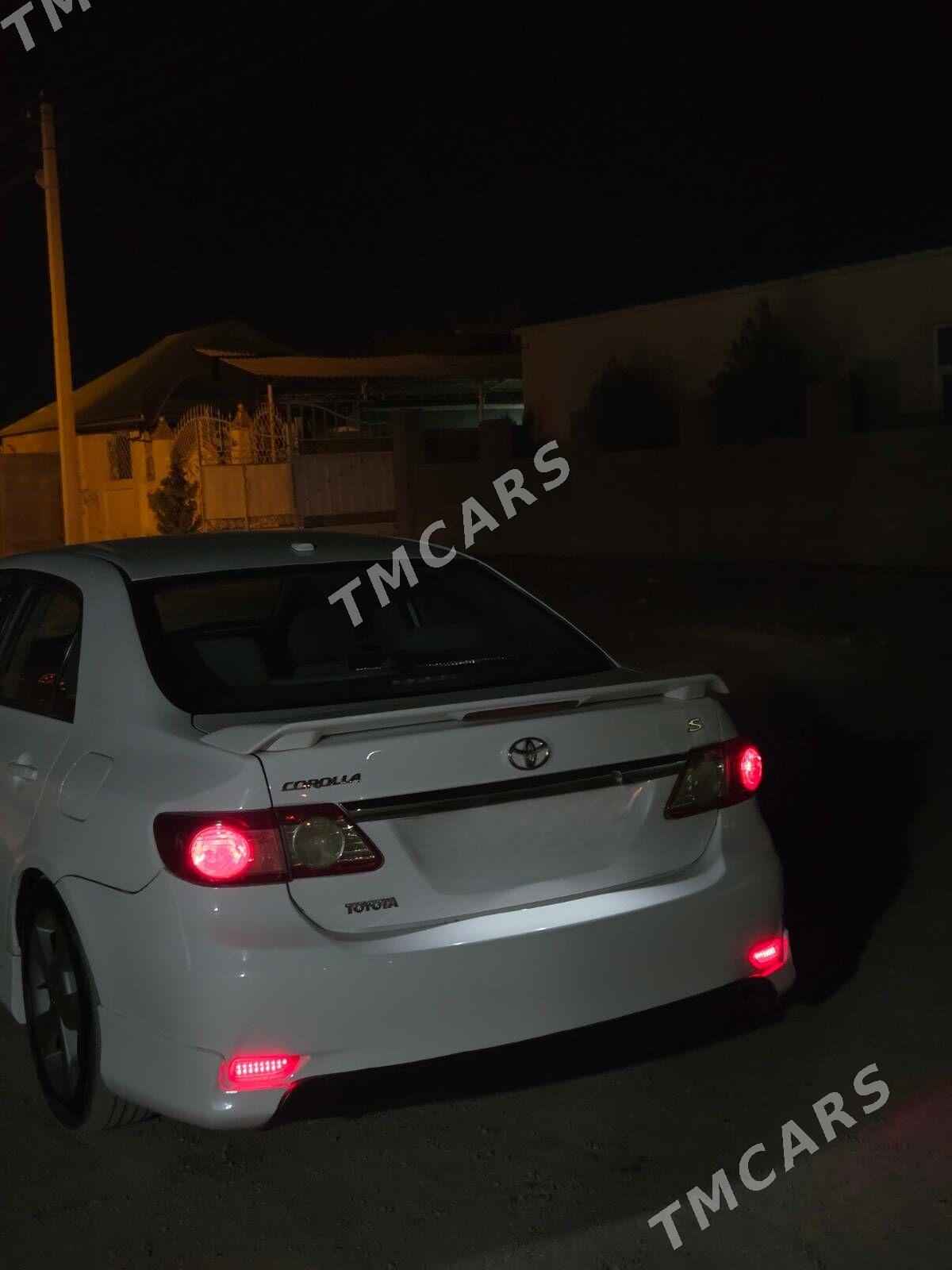 Toyota Corolla 2010 - 170 000 TMT - Ашхабад - img 2