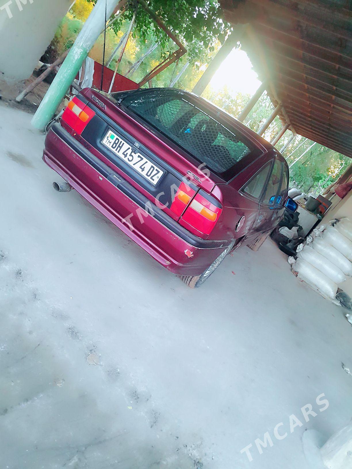 Opel Vectra 1992 - 25 000 TMT - Гурбансолтан Едже - img 6