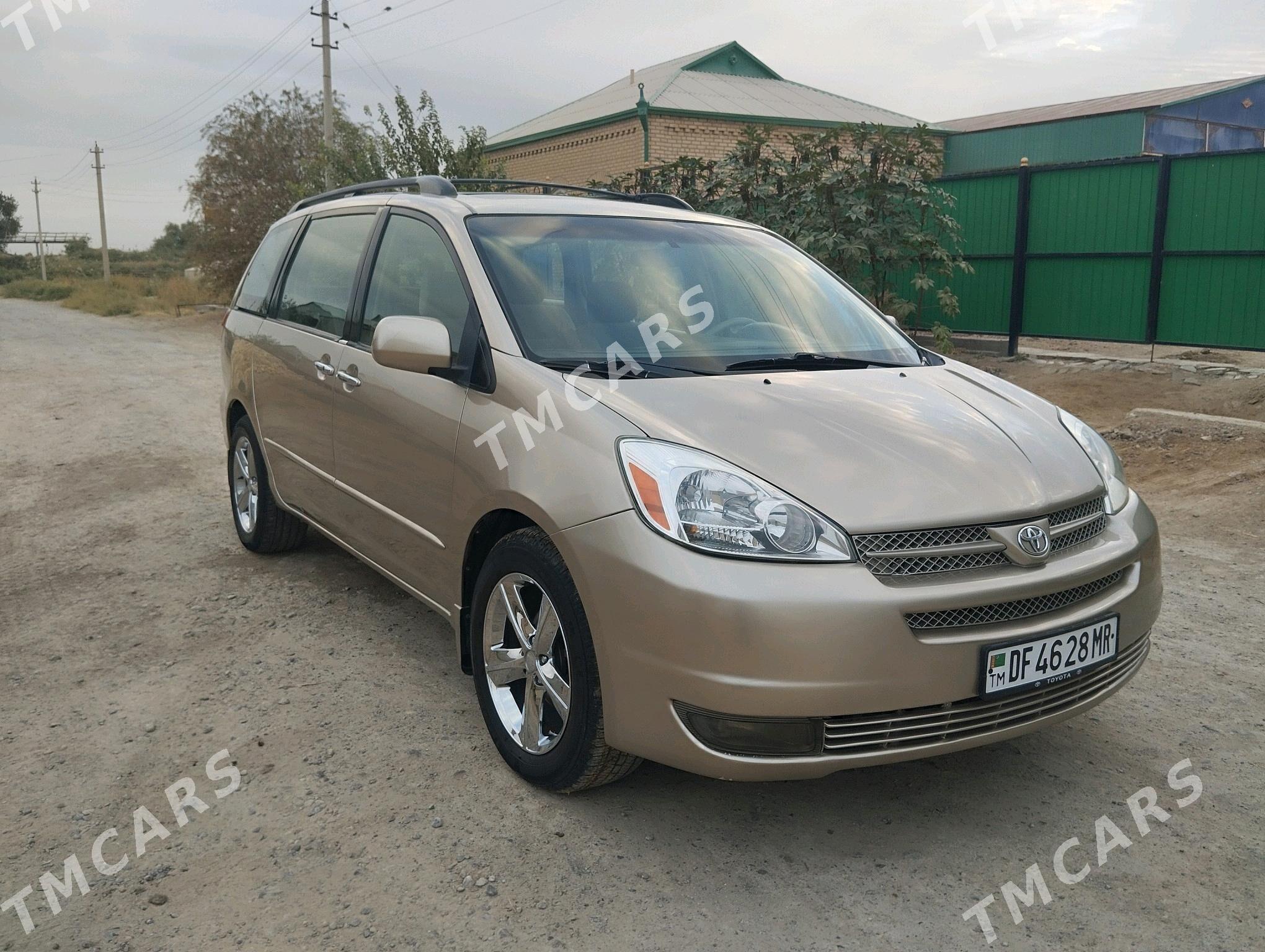 Toyota Sienna 2005 - 235 000 TMT - Мары - img 3