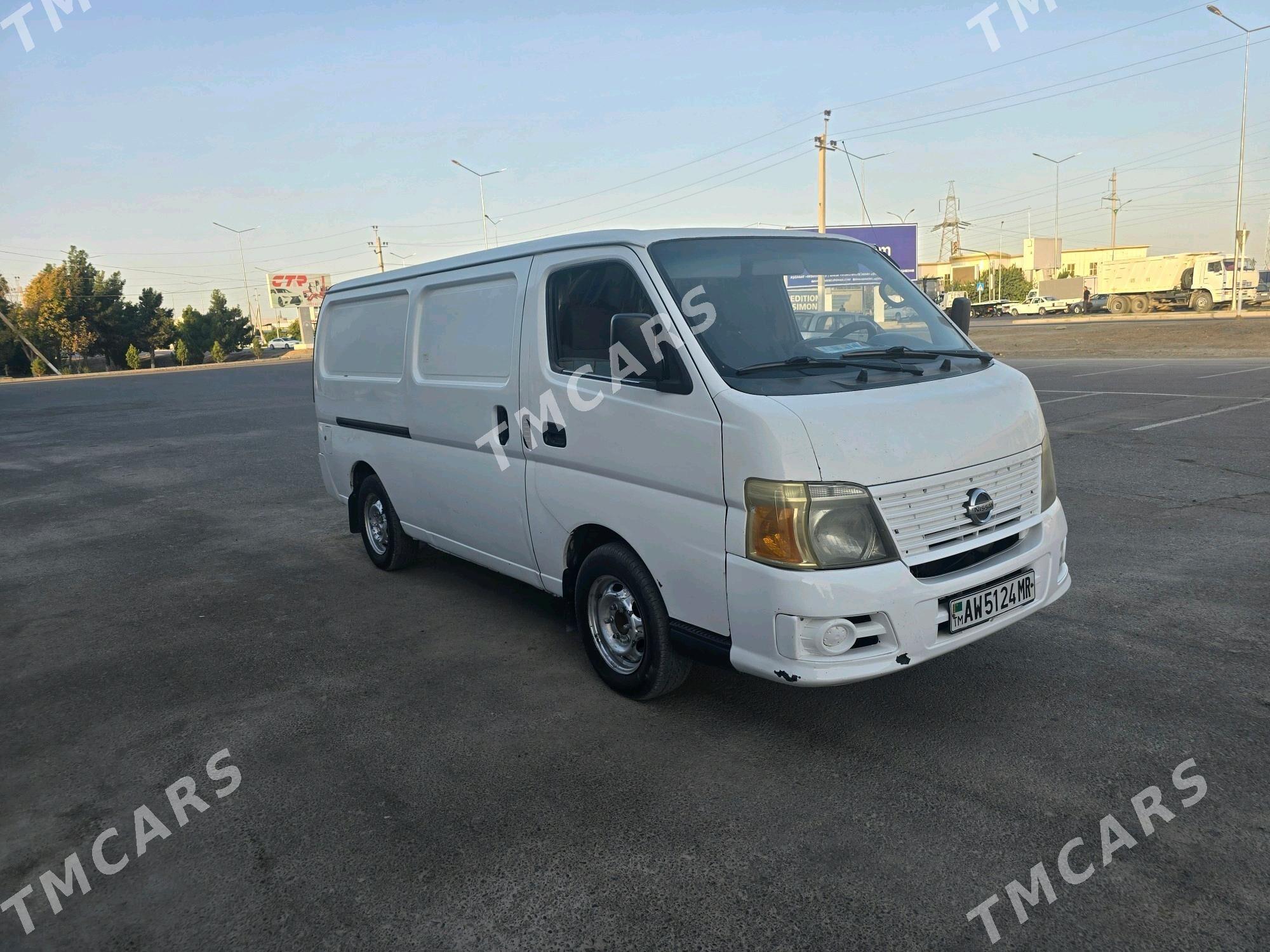 Nissan Urvan 2010 - 170 000 TMT - Mary - img 2