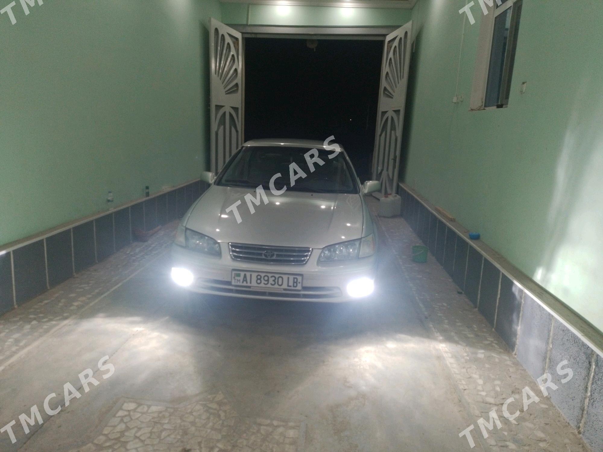 Toyota Camry 1999 - 155 000 TMT - Дянев - img 8