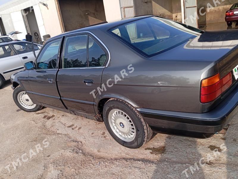 BMW 520 1991 - 46 000 TMT - Ýolöten - img 3
