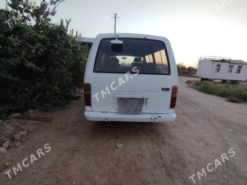 Toyota Hiace 1992 - 40 000 TMT - Murgap - img 3