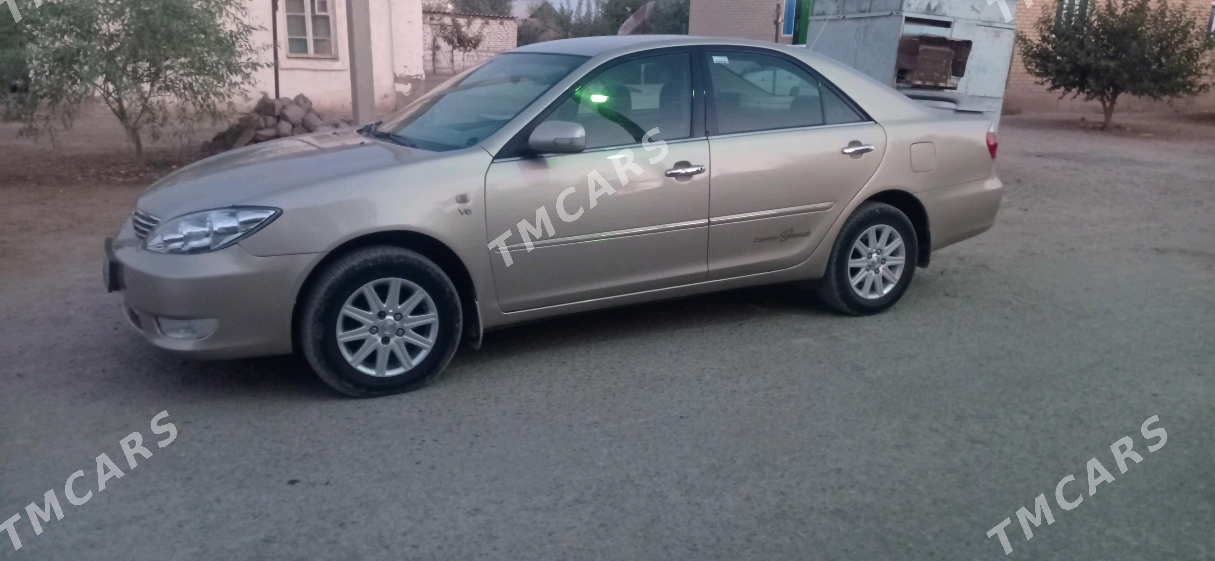 Toyota Camry 2002 - 205 000 TMT - Теджен - img 4
