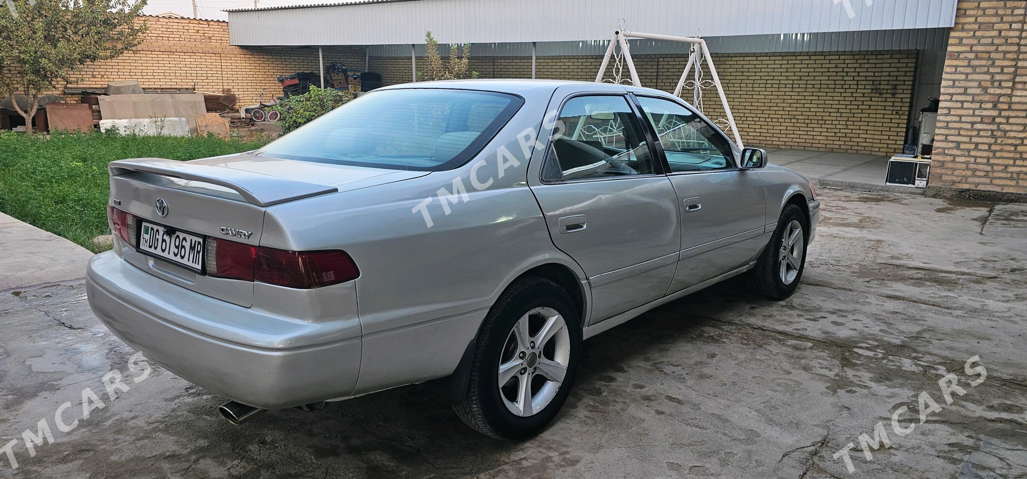 Toyota Camry 2000 - 98 000 TMT - Мары - img 3