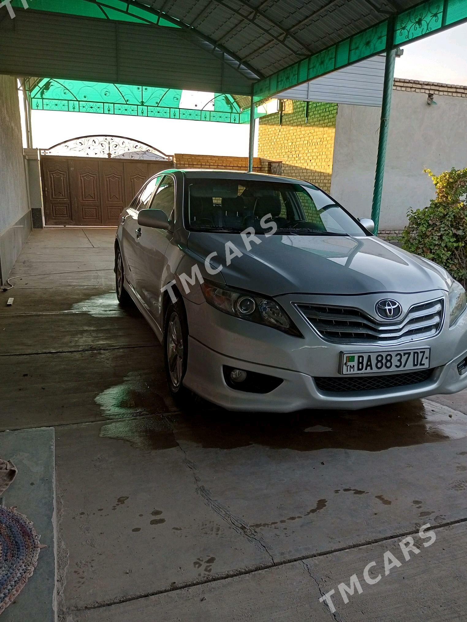 Toyota Camry 2010 - 190 000 TMT - Şabat etr. - img 4
