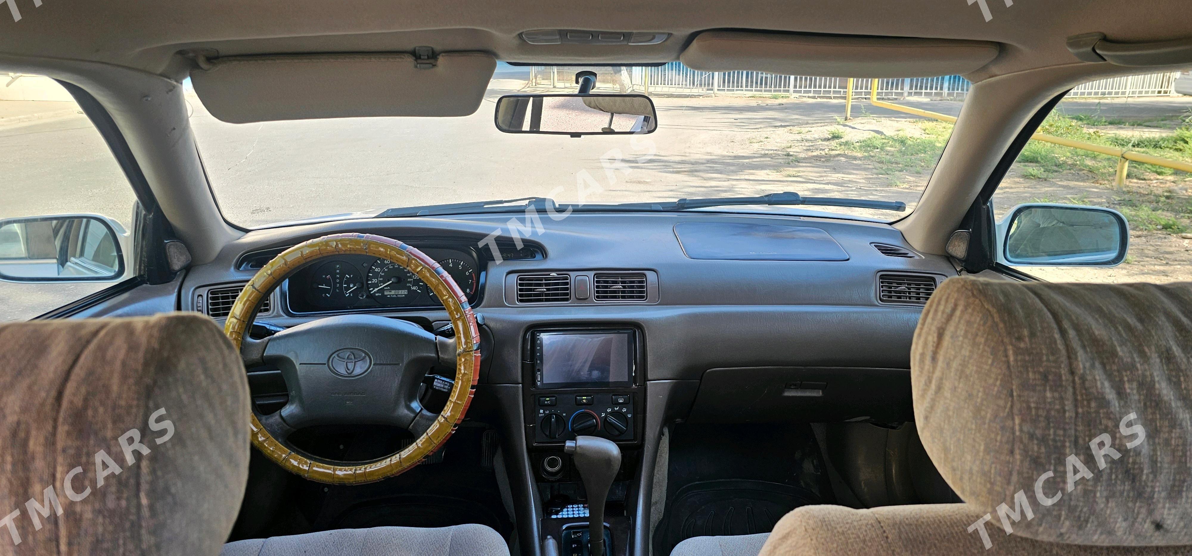 Toyota Camry 2000 - 98 000 TMT - Мары - img 7