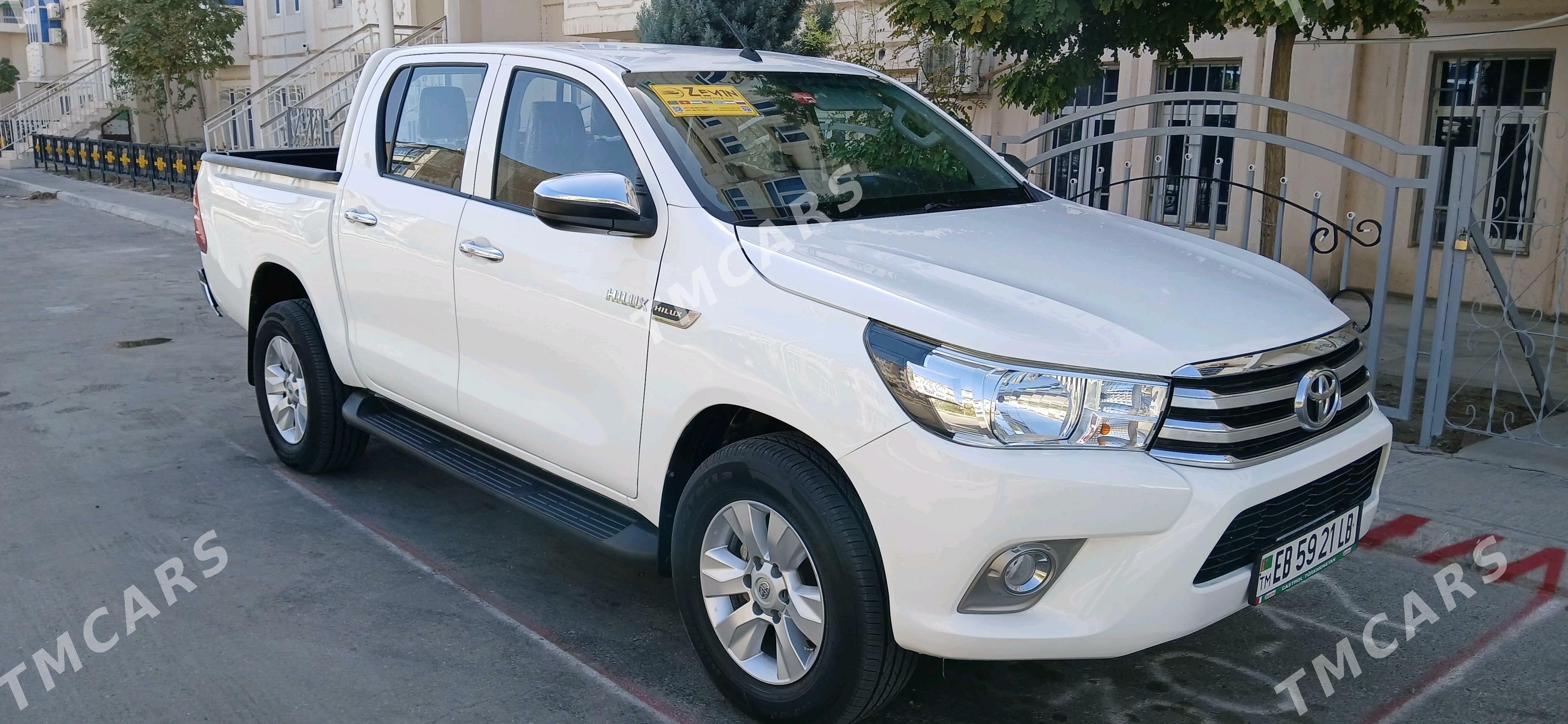 Toyota Hilux 2022 - 550 000 TMT - Türkmenabat - img 5