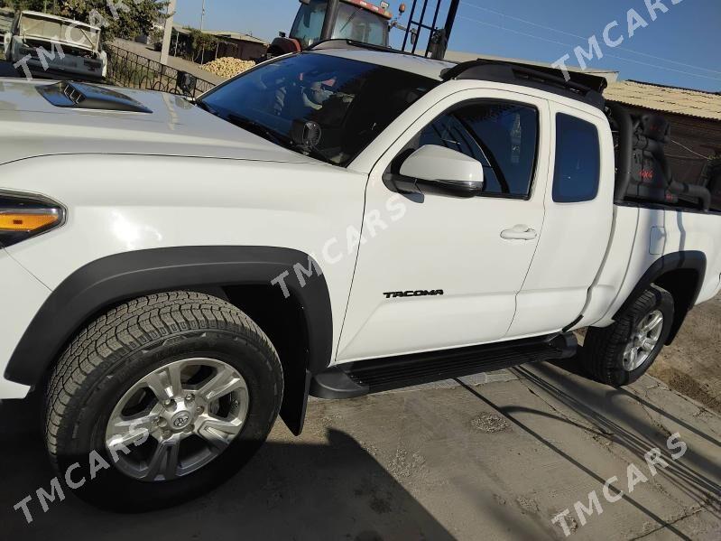 Toyota Tacoma 2019 - 380 000 TMT - Dänew - img 2