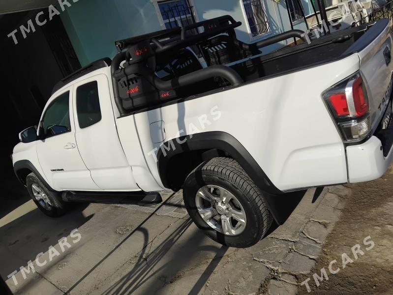 Toyota Tacoma 2019 - 380 000 TMT - Dänew - img 5