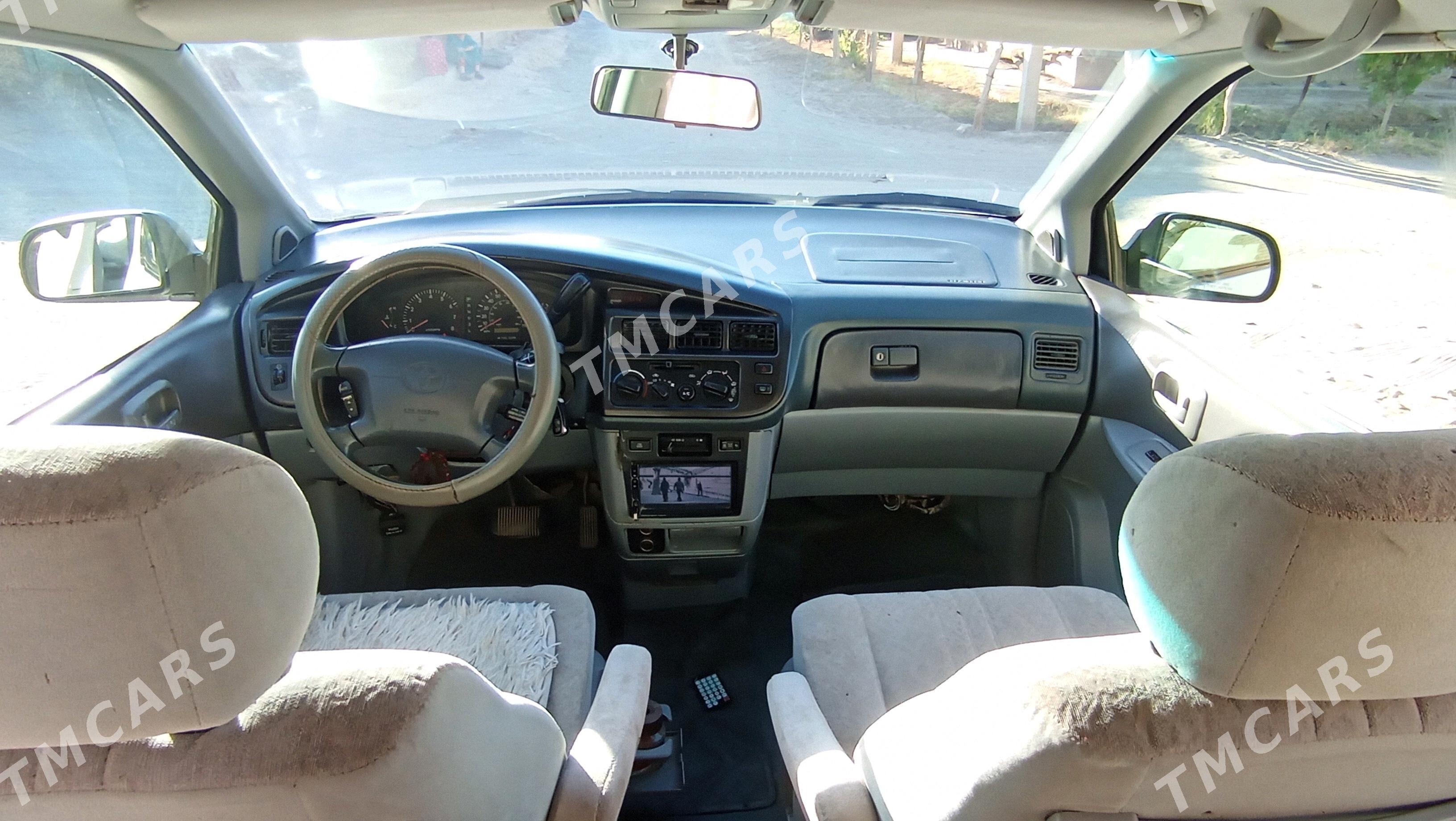 Toyota Sienna 2000 - 135 000 TMT - Фарап - img 6