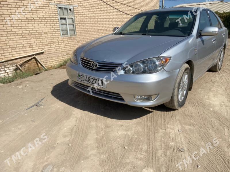 Toyota Camry 2003 - 170 000 TMT - Halaç - img 4