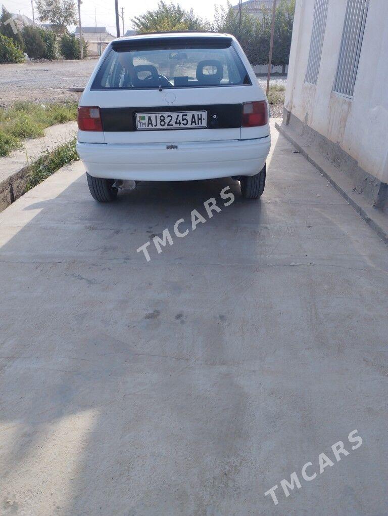Opel Antara 1993 - 38 000 TMT - Теджен - img 1