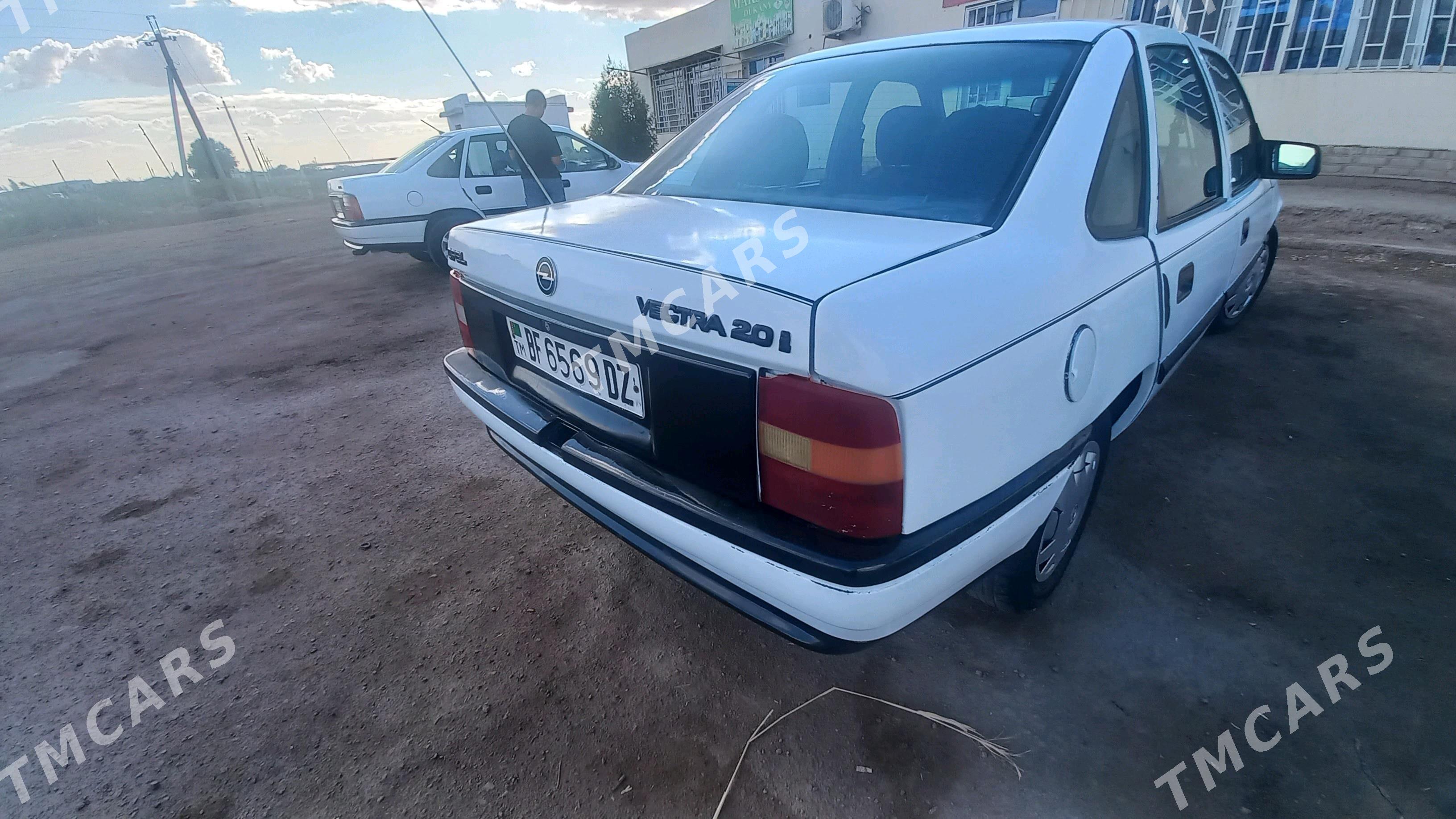 Opel Vectra 1989 - 30 000 TMT - Гороглы (Тагта) - img 2