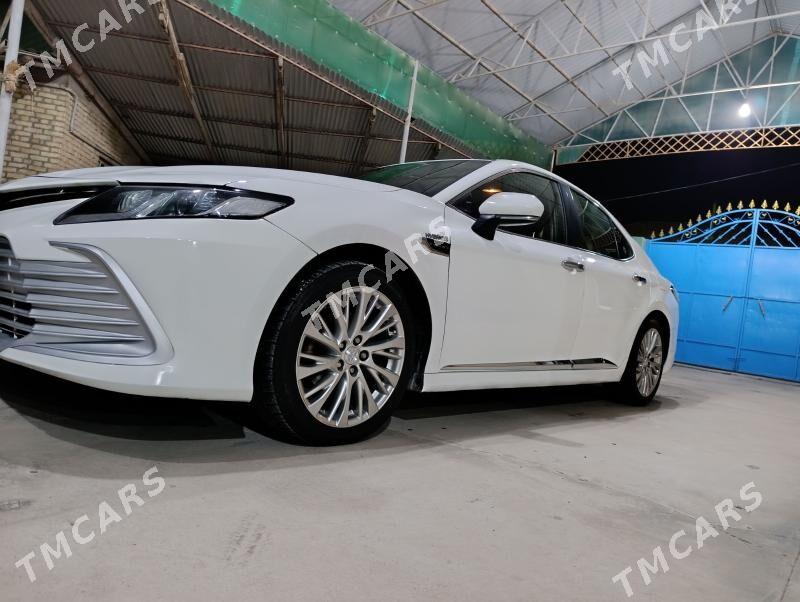 Toyota Camry 2021 - 245 000 TMT - Багир - img 3