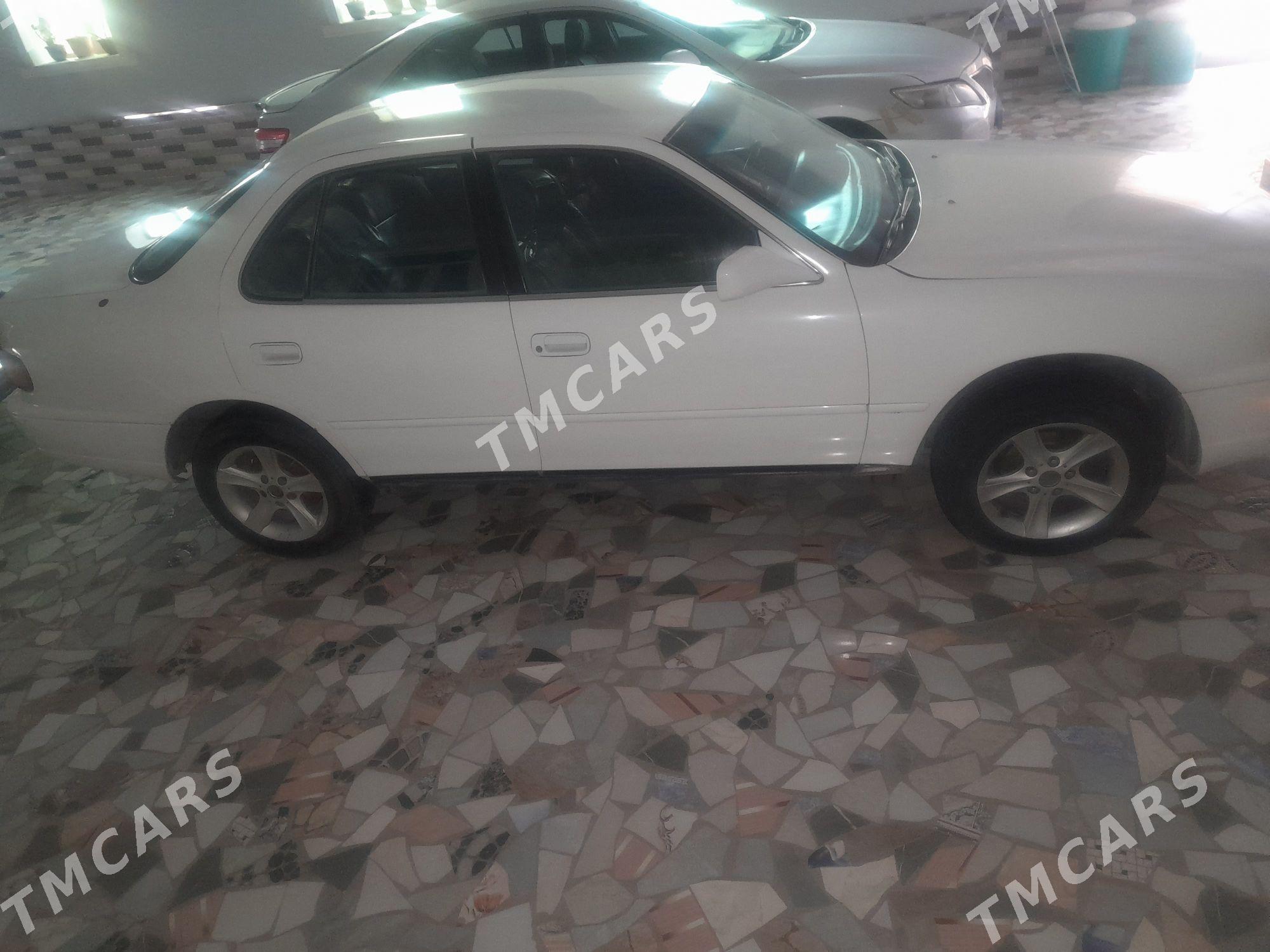 Toyota Camry 1993 - 65 000 TMT - Halaç - img 3