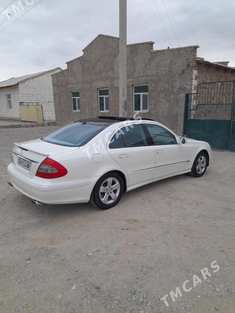 Mercedes-Benz C-Class 2006 - 140 000 TMT - Берекет - img 5