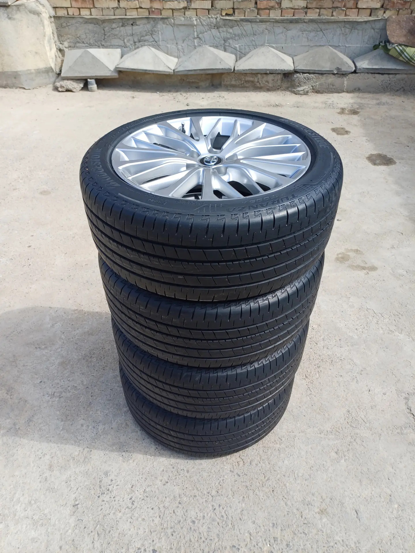 18 lik ORGINAL CAMRY 8 000 TMT - Aşgabat - img 1
