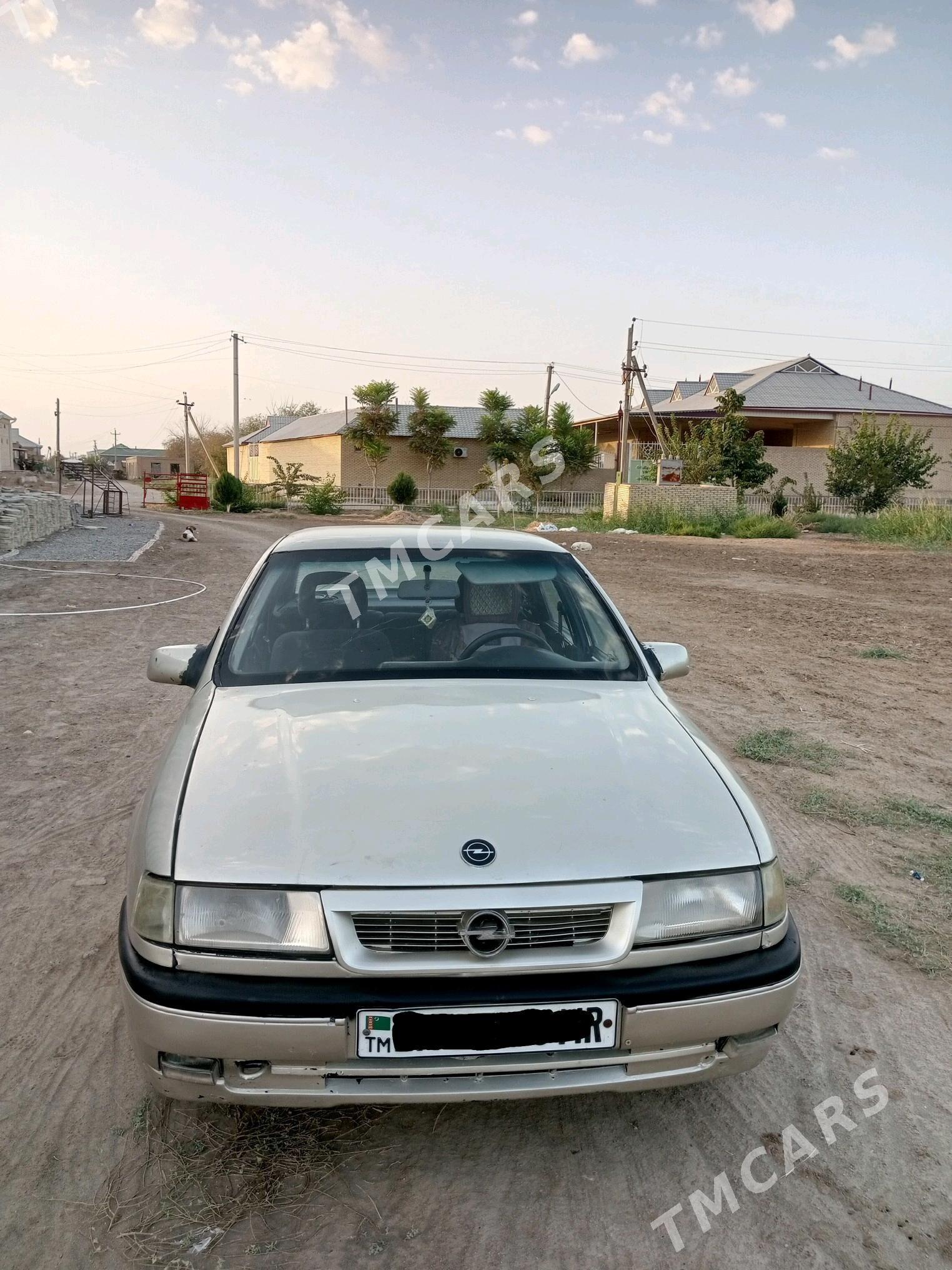 Opel Vectra 1992 - 21 000 TMT - Mary - img 3